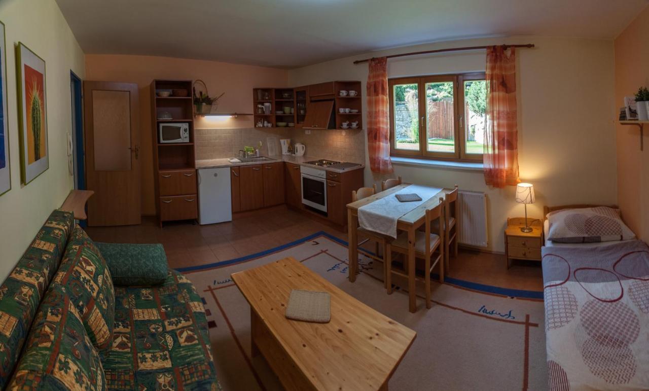 Pension Král Jablonec nad Nisou Esterno foto